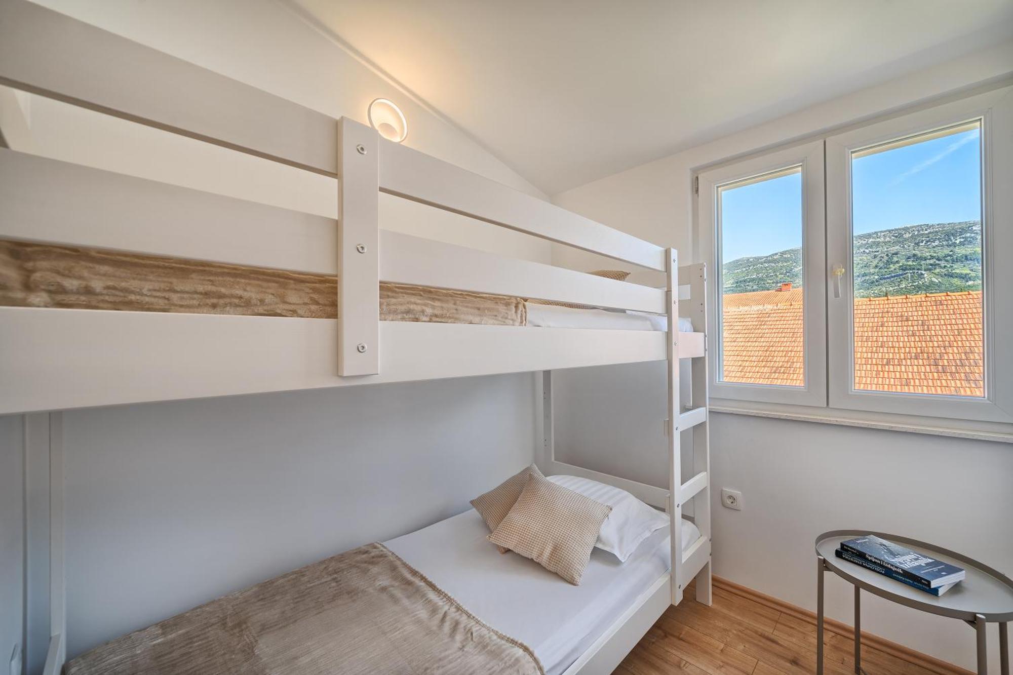 3Rd Floor Apartman Kaštela Esterno foto